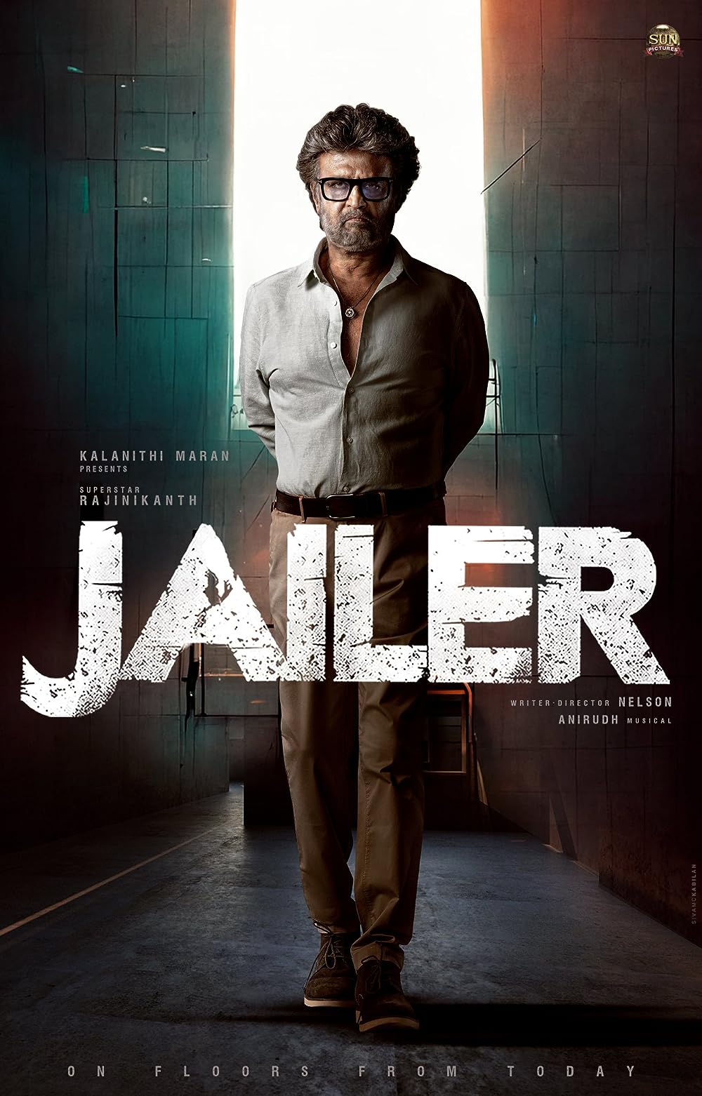 jailer
